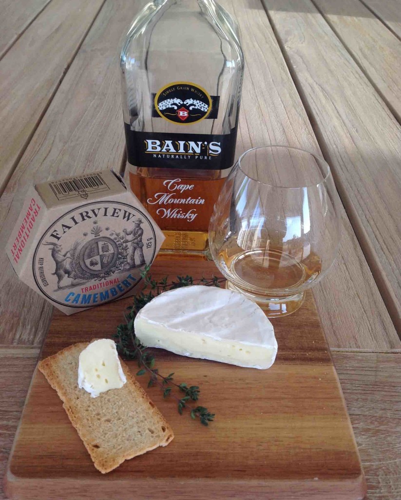 Whisky and Camembert cheese pairing Bains whisky