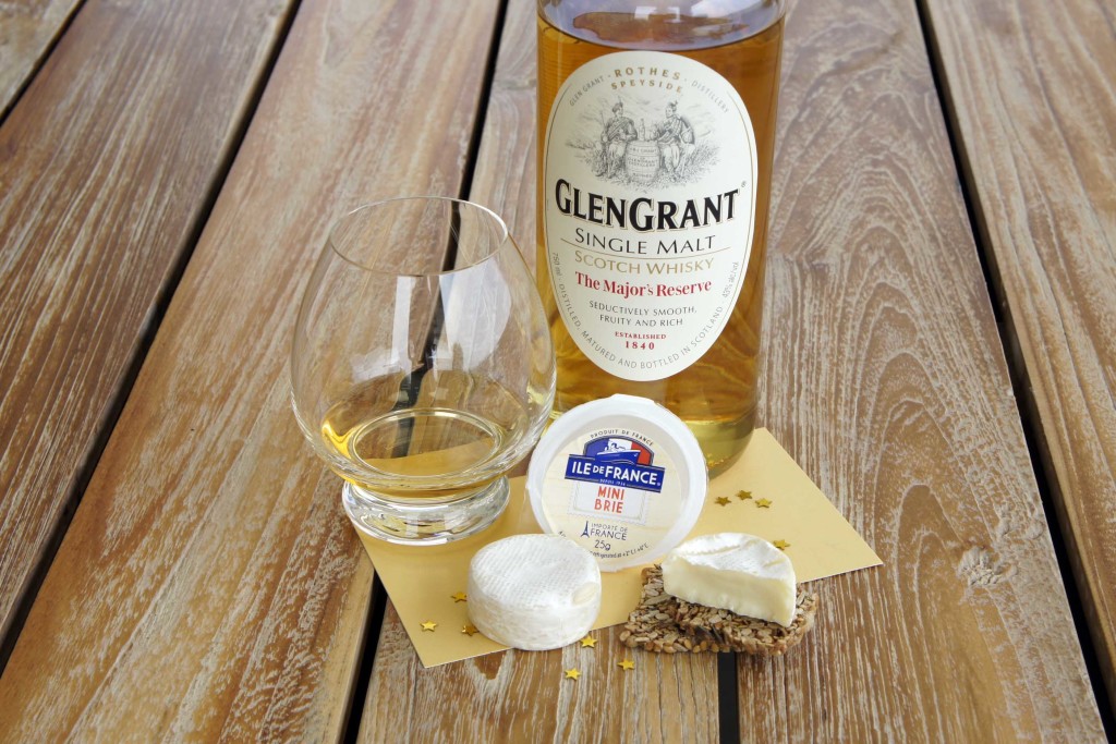 Brie cheese Glen Grant Majors Reserve single malt whisky pairing