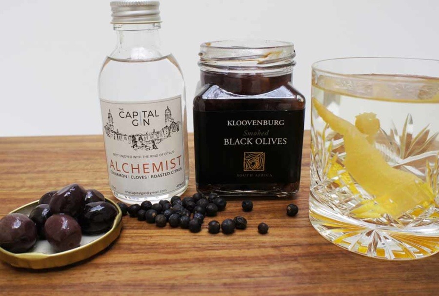 Gin and Olives Pairing Inspiration