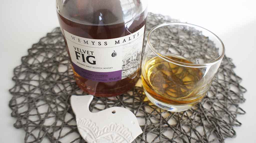 Review and tasting notes Wemyss malts Velvet Fig Blended Malt Whisky with glass