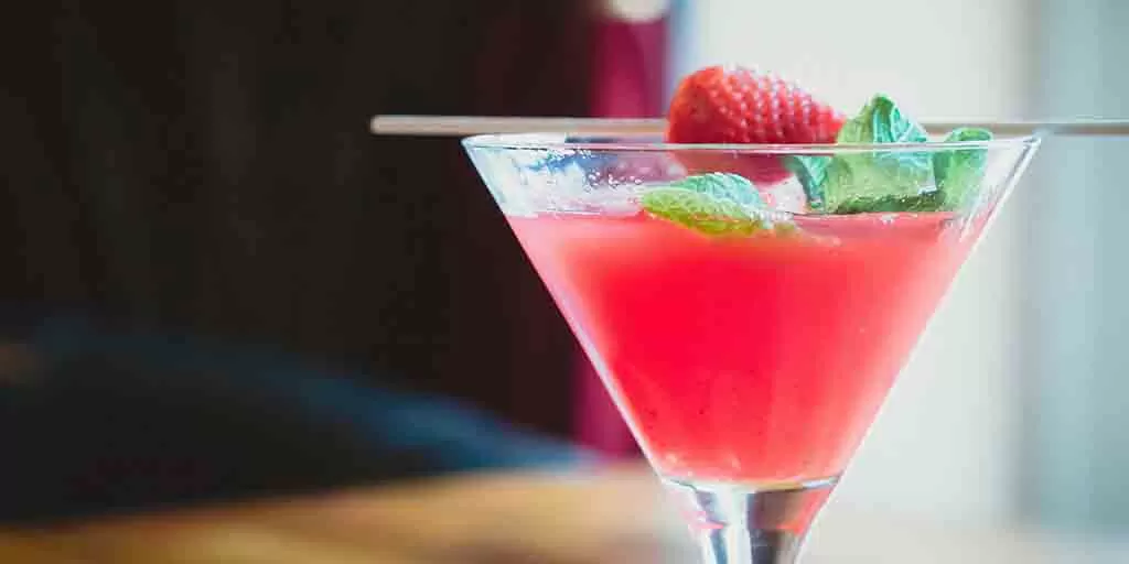 Pink valentine day cocktails