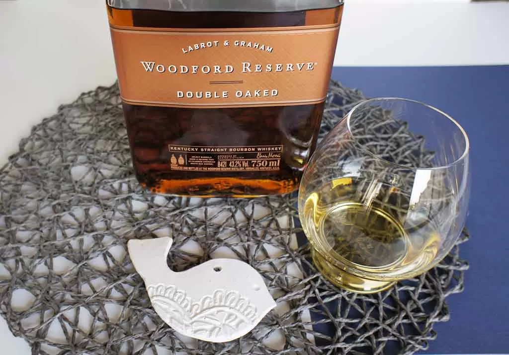 Review and tasting notes Woodford Reserve Double Oaked with glass