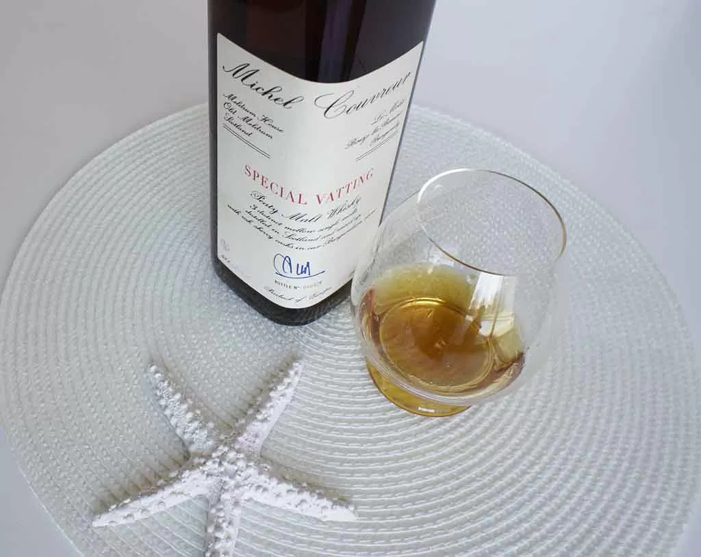 REview and Tasting notes Michel Courveur special vatting whisky with glass michel couvreur special vatting