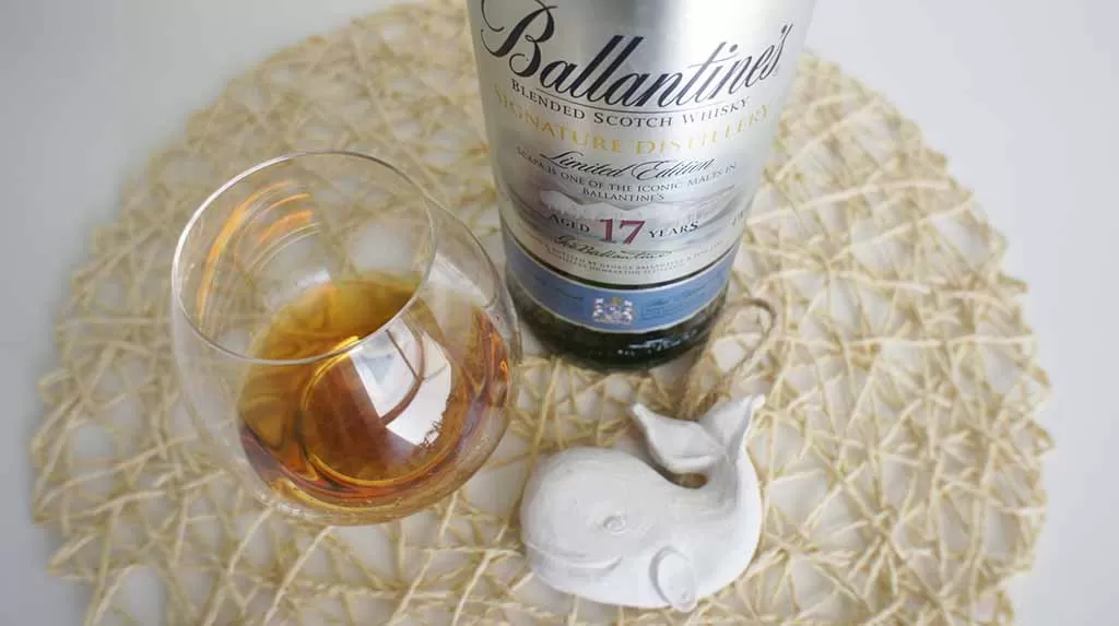 Review and tasting notes Ballantine's 17 yo Scapa Signature Edition blended whisky with glass