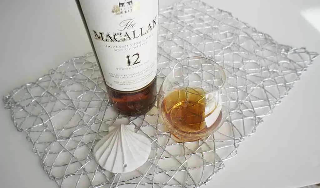 Review and tasting notes The Macallan 12 yo Single Malt whisky with glass