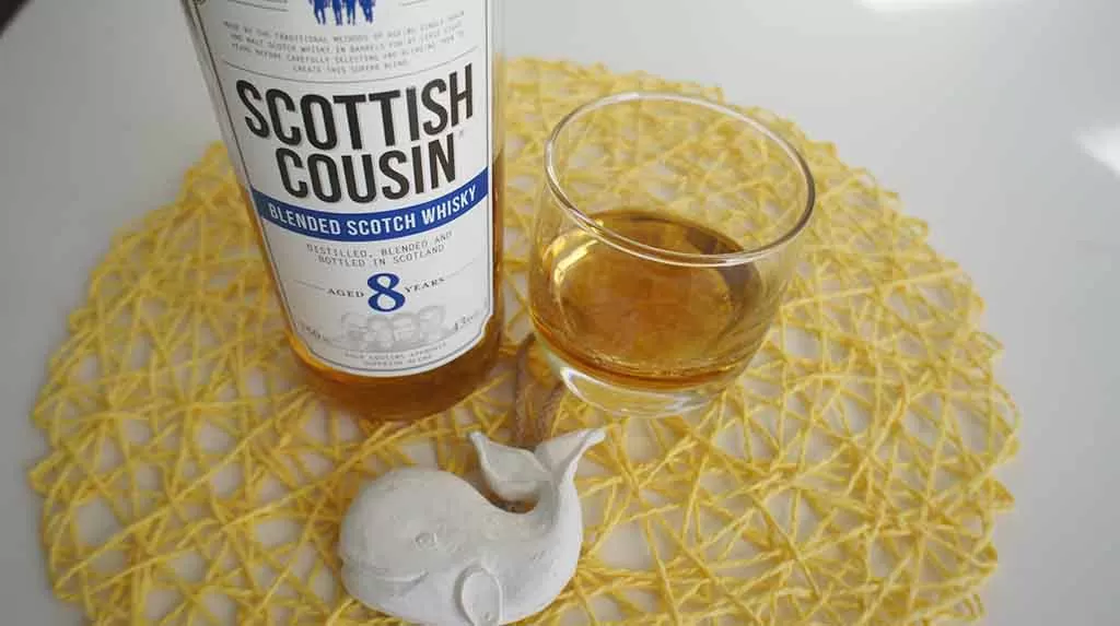 Review and tasting notes Scottish Cousin 8 yo blended whisky with glass