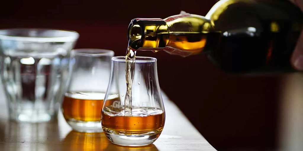 ardbeg 10 vs talisker 10 yo single malt whisky side by side comparison