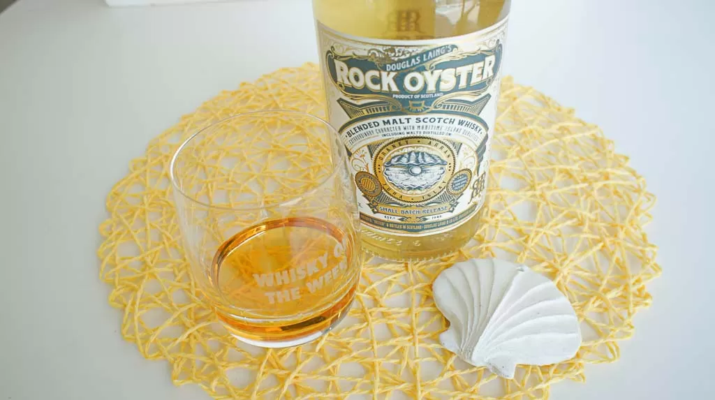 Review and tasting notes Rock Oyster blended malt whisky with glass