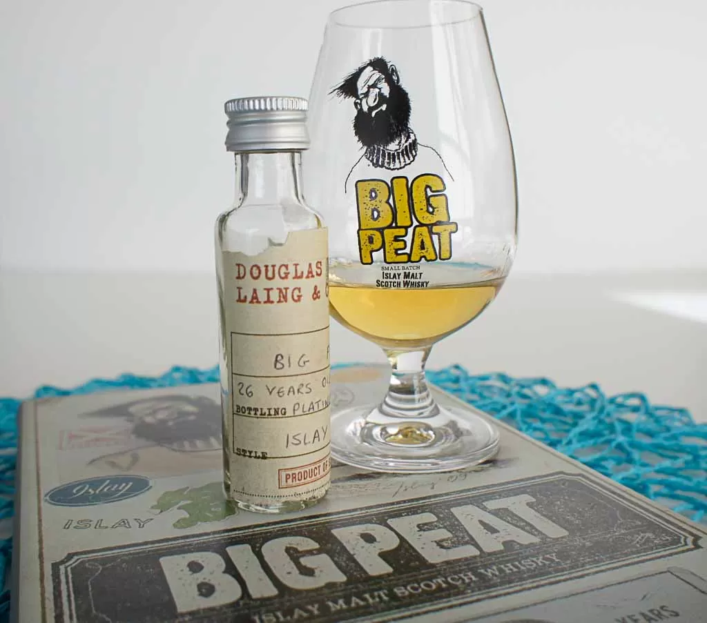 Review and Tasting notes Big Peat 26 yo Single malt whisky with glass