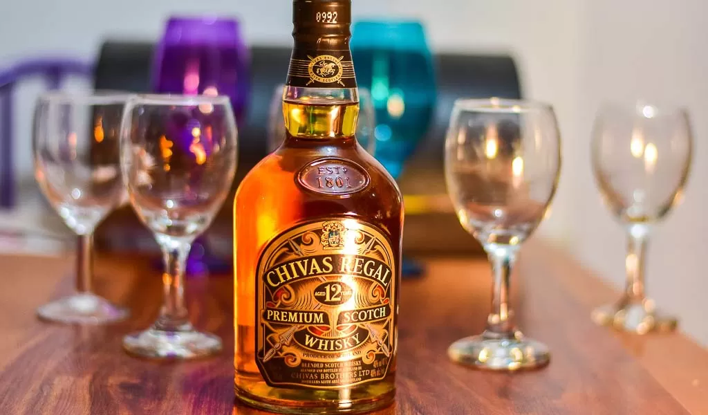 Chivas Regal 12 vs Chivas Extra whisky side by side comparison