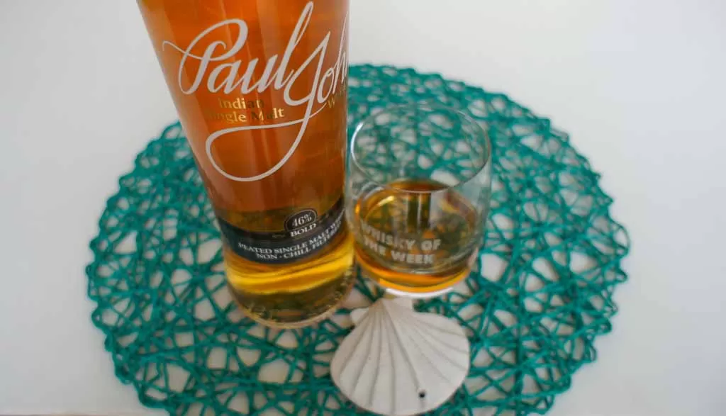 Paul John Bold Whisky with glass
