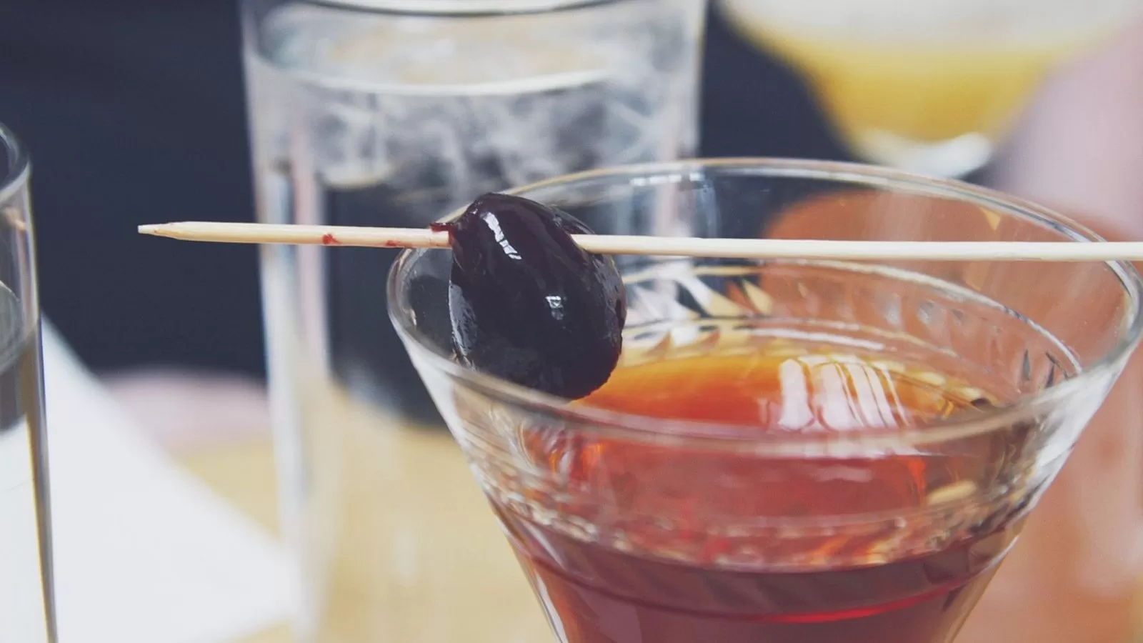 Manhattan glass cocktail recipe