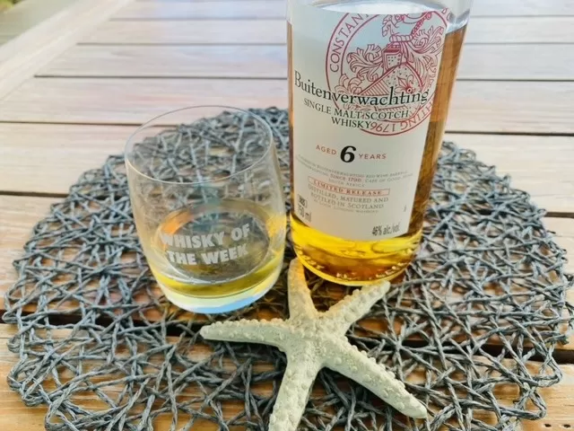 Buitenverwachten Loch Lomond Whisky With Glass