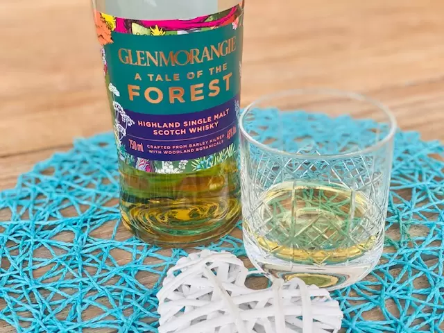 Glenmorangie a tale of the forest whisky with glass review and tasting notes